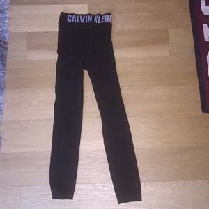 Calvin Klein size small leggings